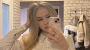 ElmiraMotty preview