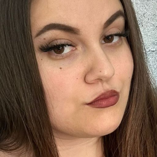 ElviraJoness pictures toy image