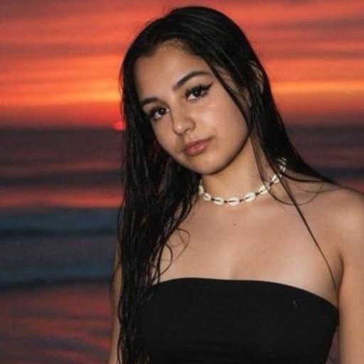 EmiliaPiacente amateur lush image