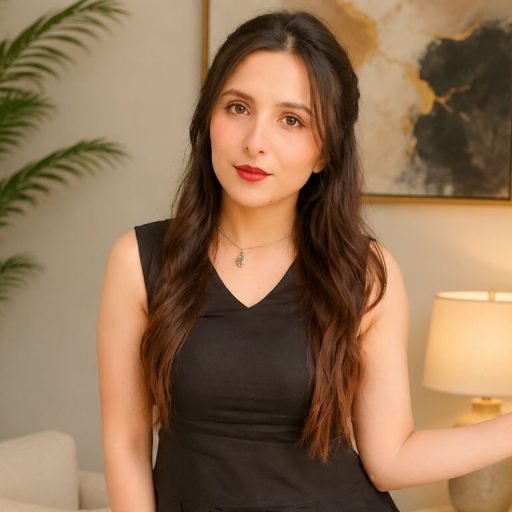 EmilyAmar live video image