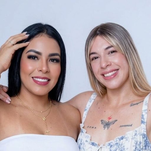 EmilyAndJessy recorded live image