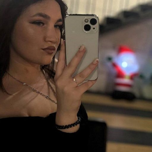 EmilyGage dildo real image
