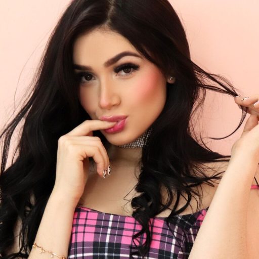 EmilyPrada strip amateur image