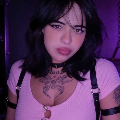 EmilyRousse recorded live image
