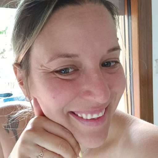 EmmaBelle cam naked image