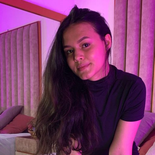 EmmaHylls dildo real image