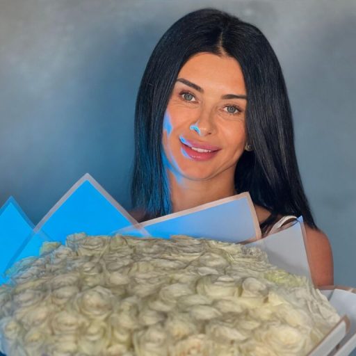 EmmaLevis nude sex image