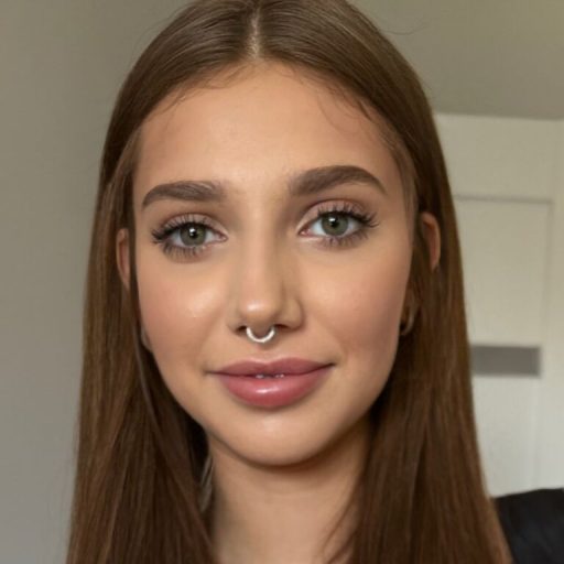 EmmaWhilson free dildo image