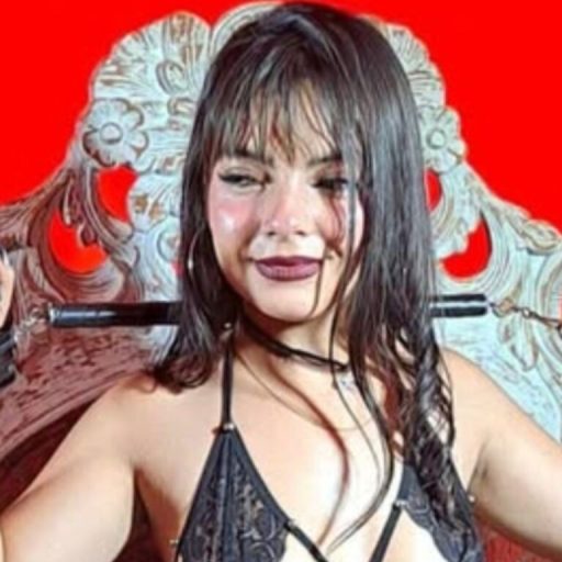 EnyWatson pussy show image
