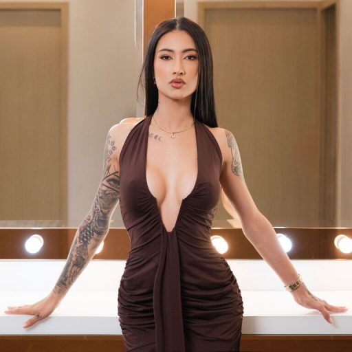 ErikaBallack amateur lush image