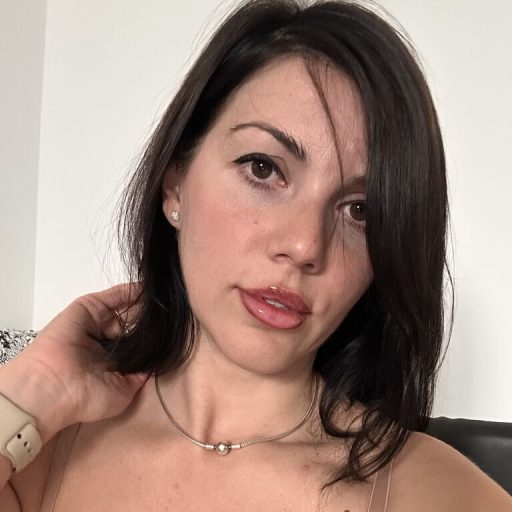 ErikaErika shows recorded image