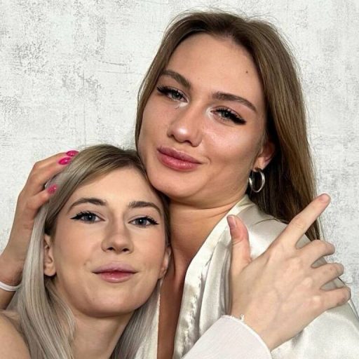 ErlineAndGladys ass vibrator image