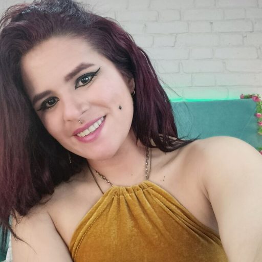EstefanyPatrici pictures toy image