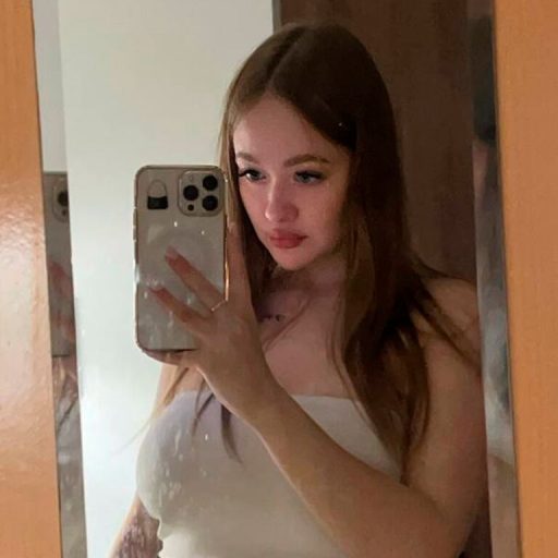 EstelaGallo recorded live image