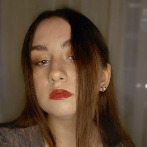 EstherBright live video image