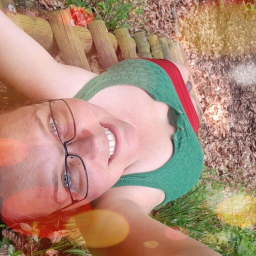 EvaDecarro strip amateur image