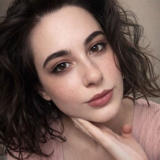 EvaLiepa amateur lush image