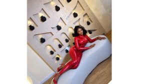 EvaPerre show fingering image