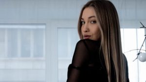 EvaxCaroline preview