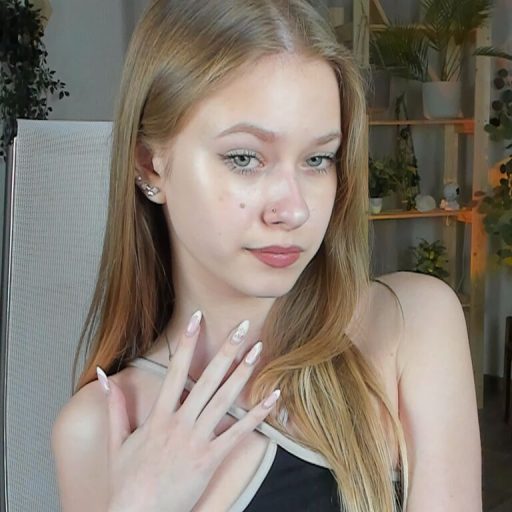 EveMunde hd nude image