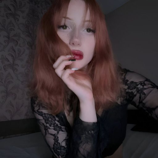 EveVixen naked porn image