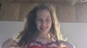 FireGurlz pussy show image