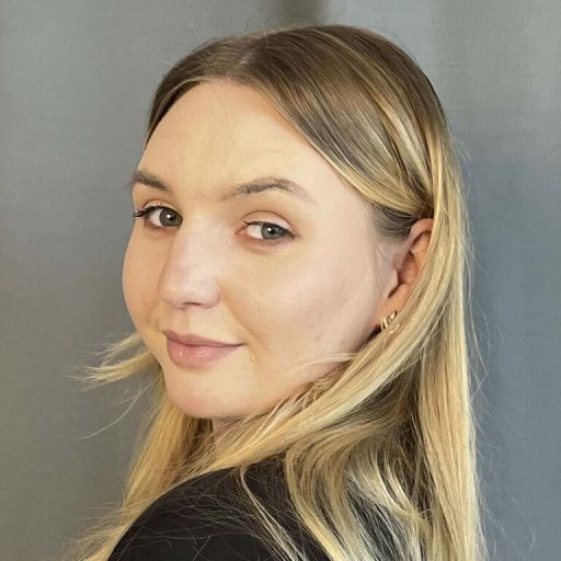 FloraBrenden online shows image