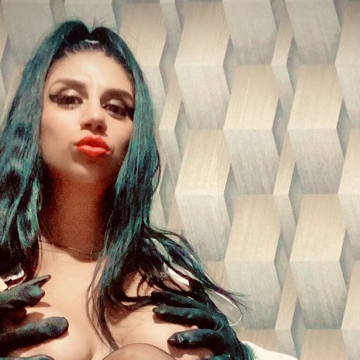 GabrieleBlack strip amateur image