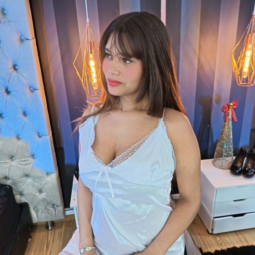 GiaCarpenter xxx masturbation image