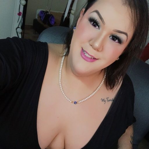 GiaMorryss recorded live image