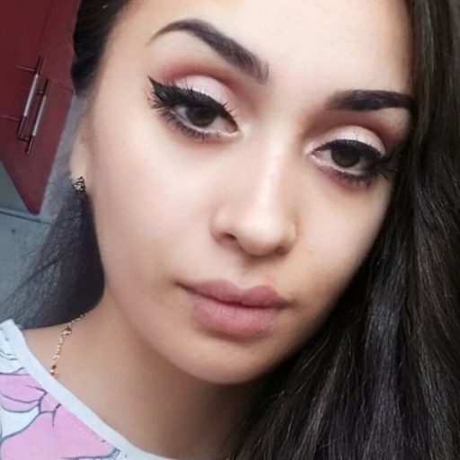 GiuliaLarry online shows image