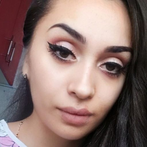 GiuliaLarry online shows image