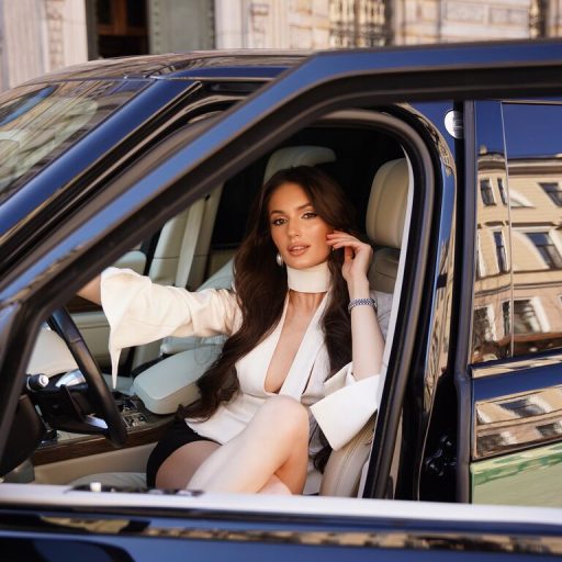 GoldyRivera online shows image