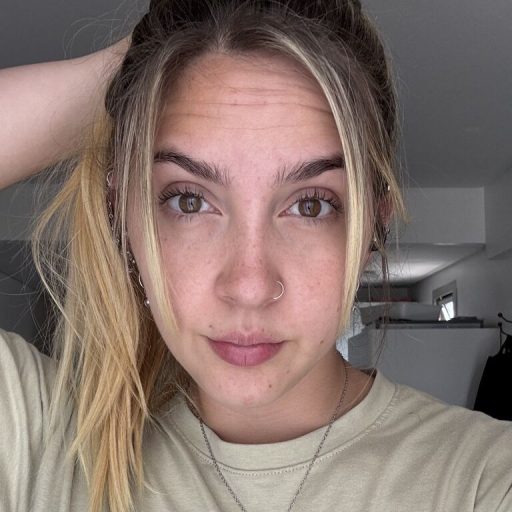 GracielaAye pussy show image