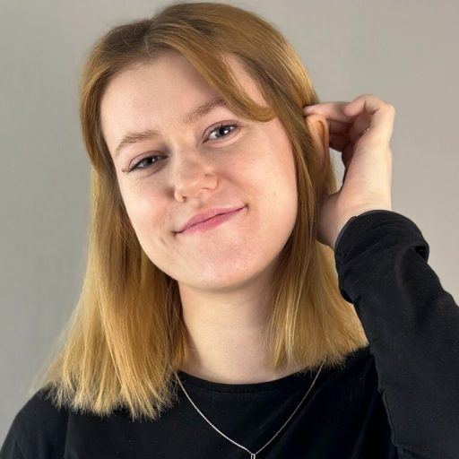 GwenCawthorne naked porn image