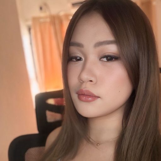 HaileySaint cam naked image