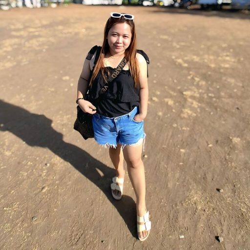 HannaNewell video photos image