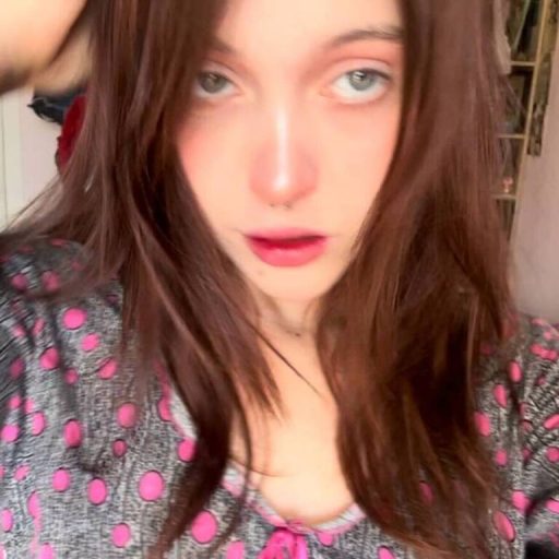 HannahHayes pussy show image