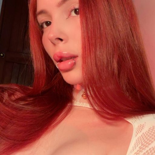 HayleyLan strip amateur image