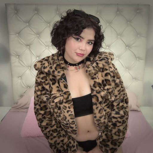 HazelJune jasmin online image