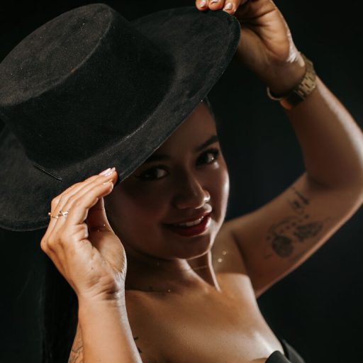 HeidyRouss amateur lush image