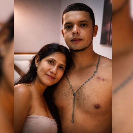 HelenAndJake live video image