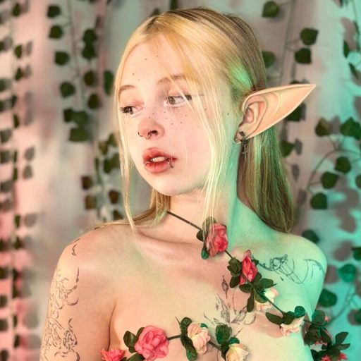 HildDryer naked porn image