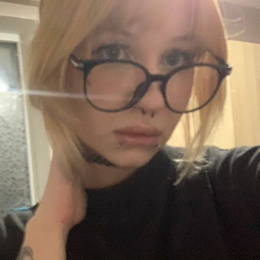 HollieBrah nude sex image