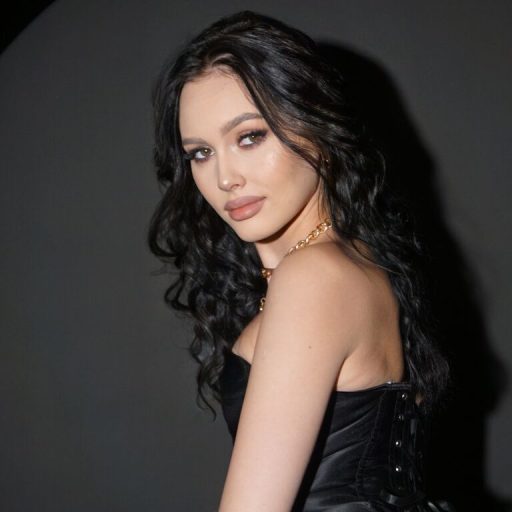 IrisMiller photos webcam image