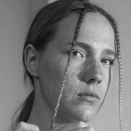 IsabelRevere recorded live image
