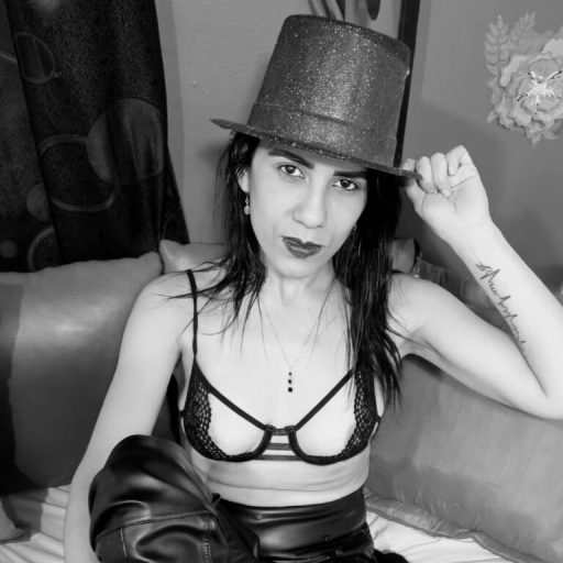 IsabelaNovak vibrator lj image