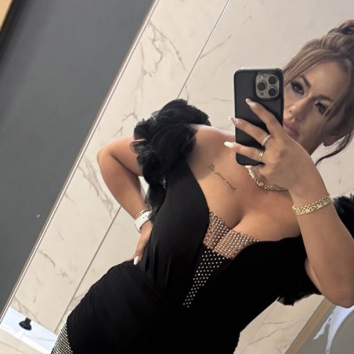 IsabellaNoirr toy jasmin image