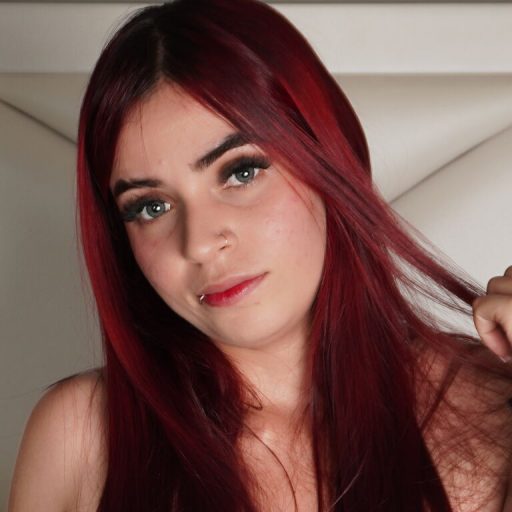 IsabellaTate dildo real image