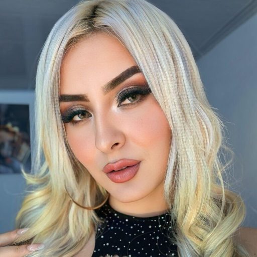 IvanaBliss strip amateur image
